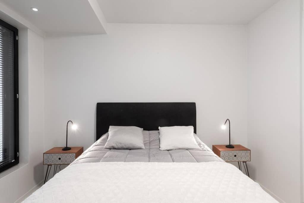 Sleek And Spacious 3 Bedroom Apartment In City Centre Helsinki Esterno foto